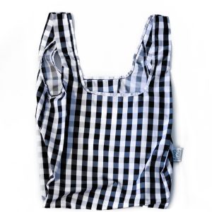 Flatlaid_Medium_Gingham